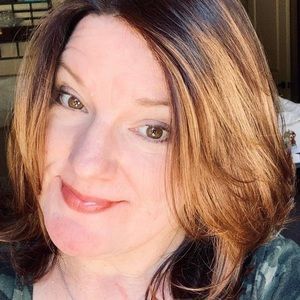 Meet your Posher, Kristin